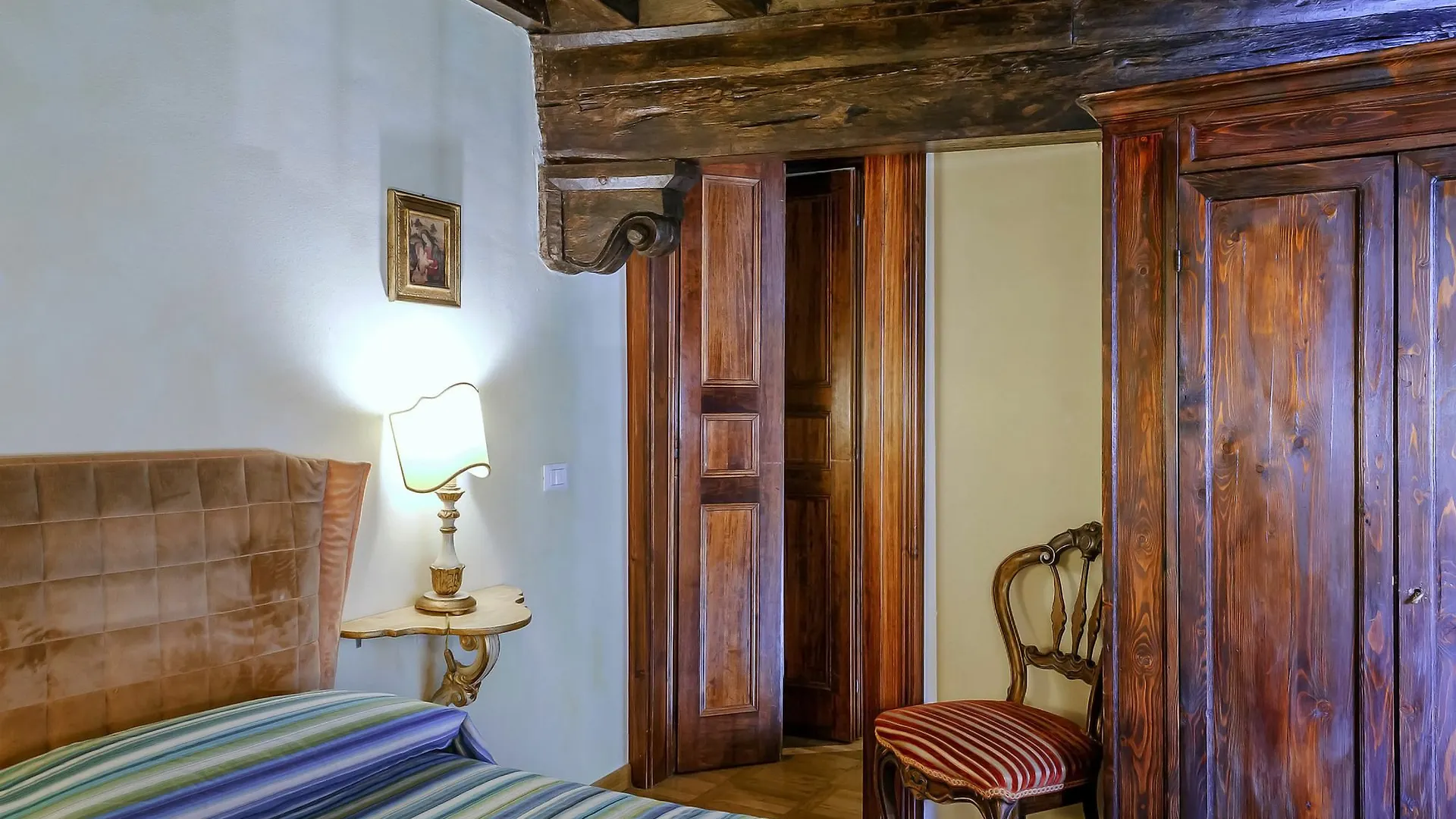 Corno Florentine Apartment By 360Rentals Florence